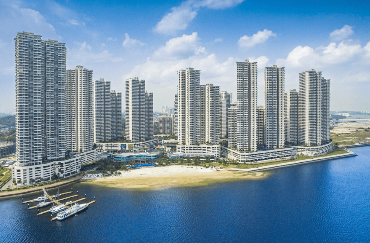 Country Garden Danga Bay - condo