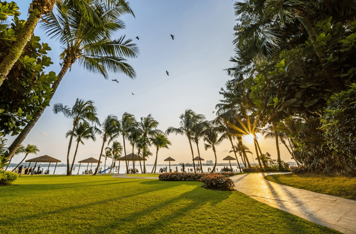 Country Garden Danga Bay - walkway